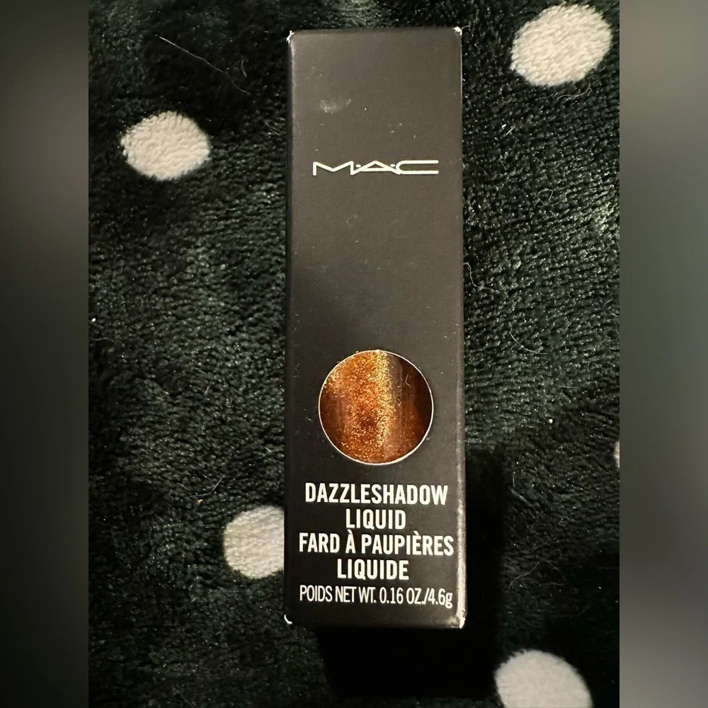 MAC Dazzleshadow Liquid Eyeshadow-Blinking Brilliant